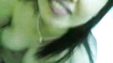 Horndog styvmamma MILF xxx unga kikade och kikade