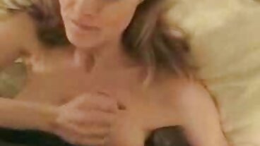 Uppnosig syster Scarlett låter oss Stepbro Dick glida kvinnor xxx in