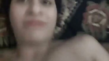 Head Lock ofc hjälper till att lustgården porr sänka kuken