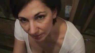 TushyRaw: Analsungrig svenska snapchat porr Nicole Doshi gör sin TushyRaw-debut på PorrHD